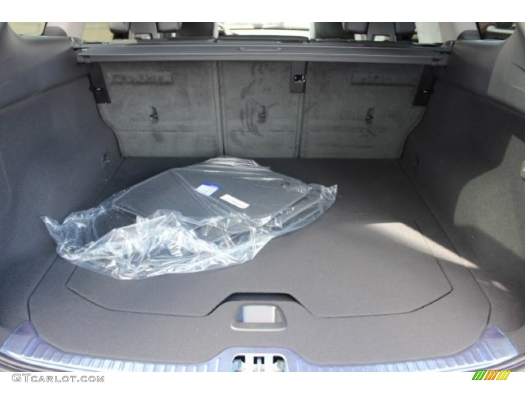 2016 XC60 T5 Drive-E - Magic Blue Metallic / Off-Black photo #34