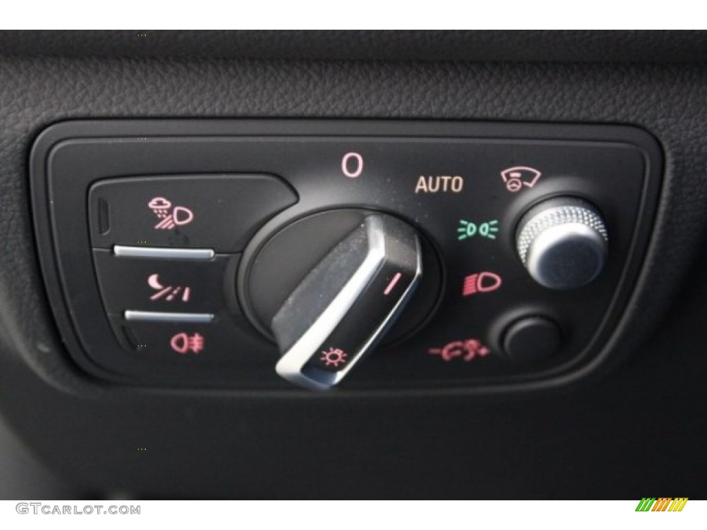2013 Audi S6 4.0 TFSI quattro Sedan Controls Photos