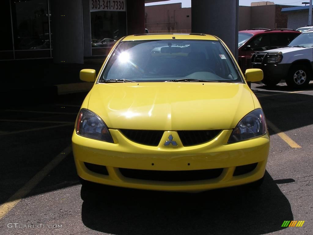 2004 Lightning Yellow Mitsubishi Lancer OZ Rally 10726431 Photo 2