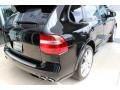 Black - Cayenne GTS Photo No. 9