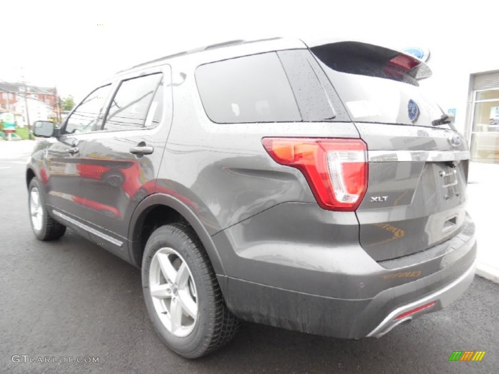 2016 Explorer XLT 4WD - Magnetic Metallic / Medium Light Camel photo #8