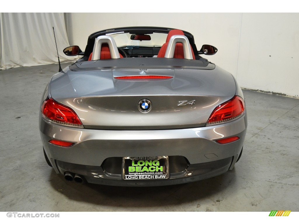 2012 Z4 sDrive28i - Space Gray Metallic / Coral Red photo #7