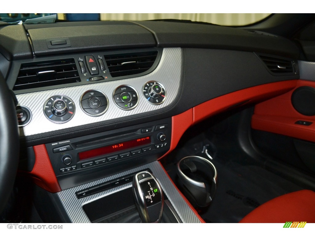 2012 Z4 sDrive28i - Space Gray Metallic / Coral Red photo #17