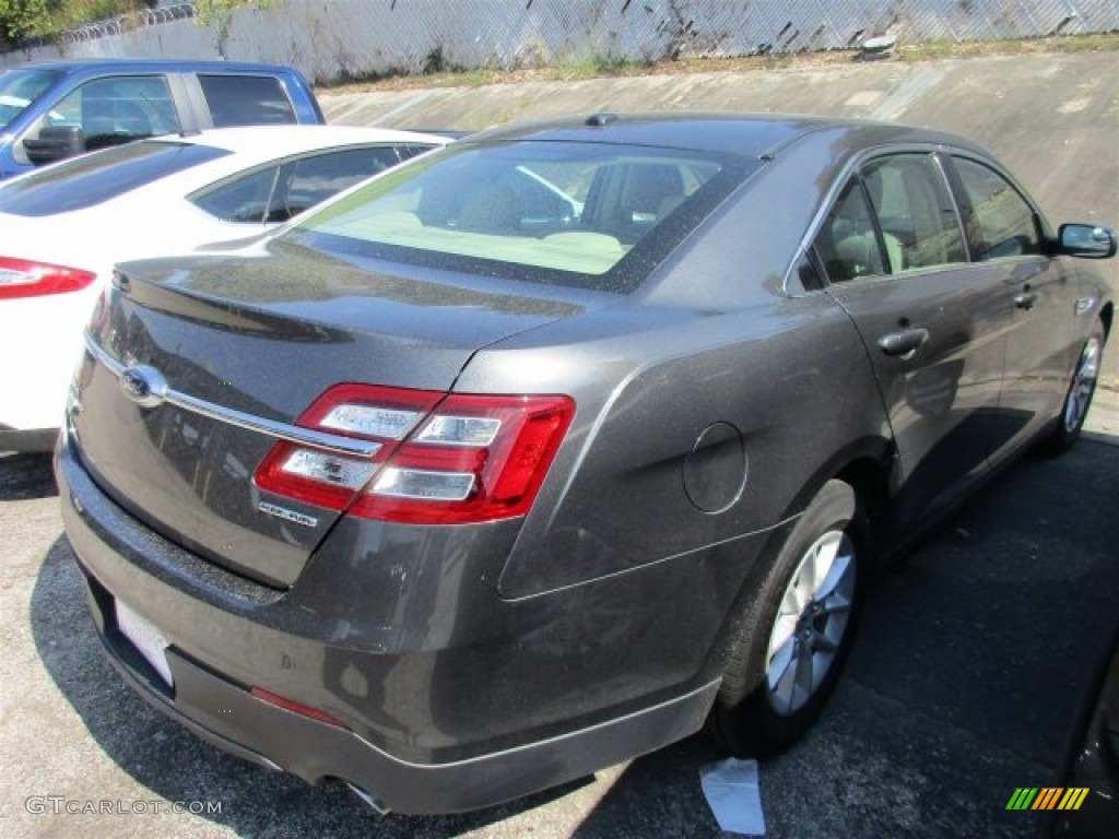 2015 Taurus SE - Magnetic Metallic / Dune photo #6