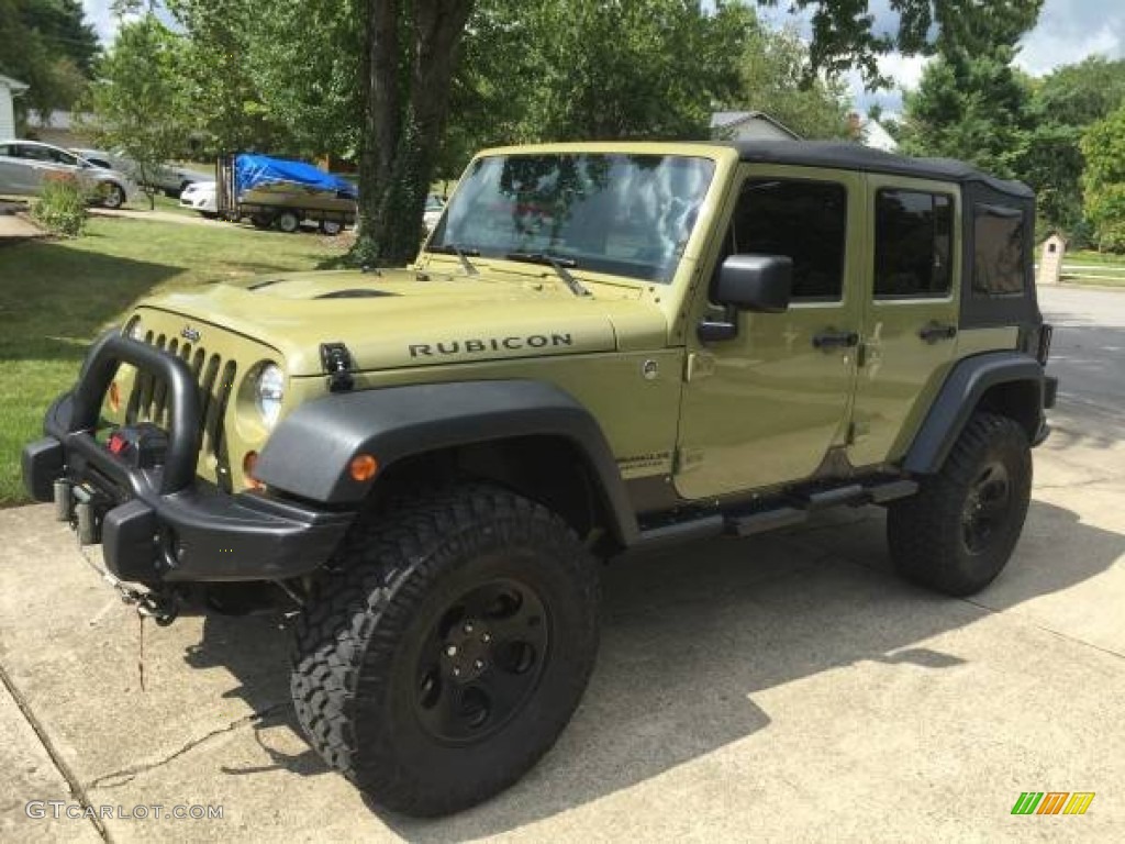 2013 Wrangler Unlimited Rubicon 4x4 - Commando Green / Black/Dark Saddle photo #1