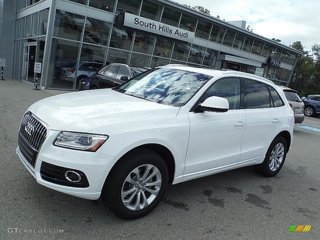 2016 Q5 2.0 TFSI Premium quattro - Ibis White / Black photo #1
