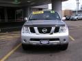 2006 Silver Lightning Metallic Nissan Pathfinder SE 4x4  photo #2