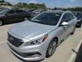 Front 3/4 View of 2016 Sonata Limited