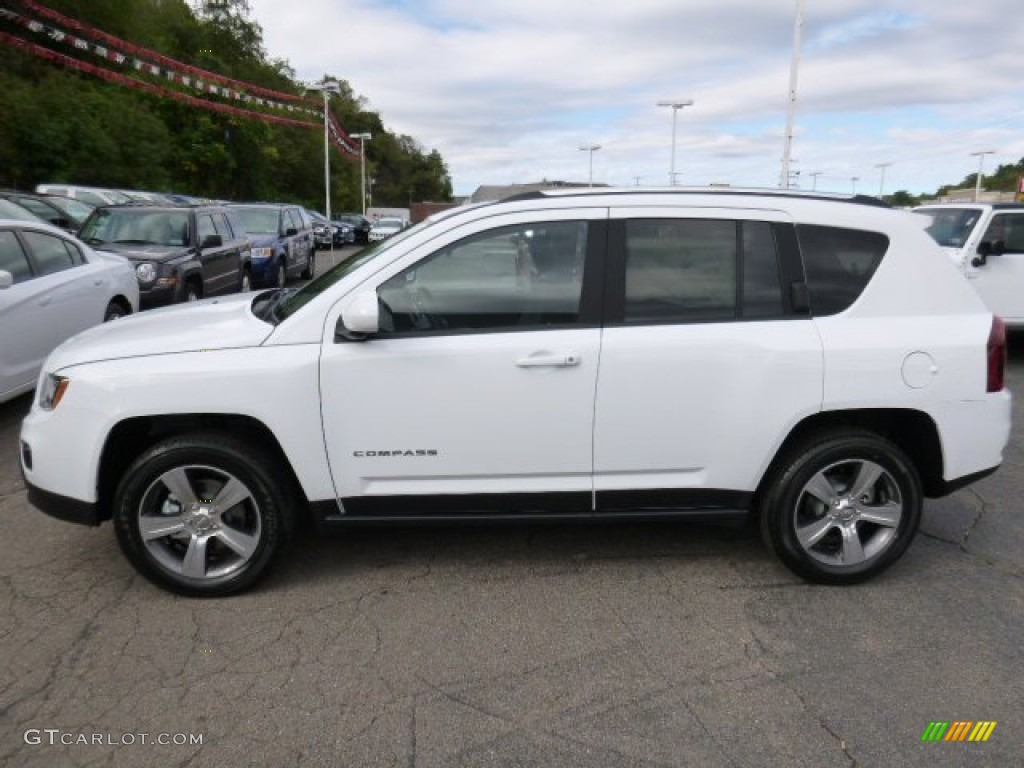 2016 Compass Latitude 4x4 - Bright White / Dark Slate Gray photo #2