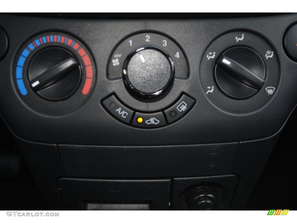 2011 Aveo Aveo5 LT - Medium Gray / Charcoal photo #19