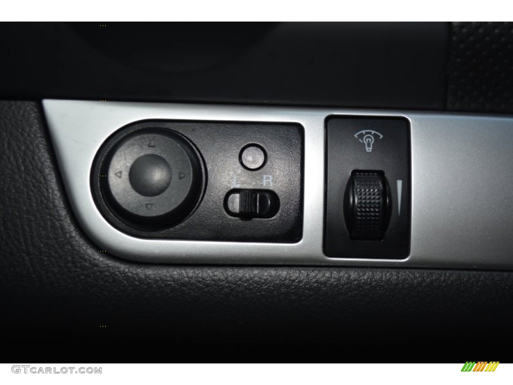 2011 Aveo Aveo5 LT - Medium Gray / Charcoal photo #24
