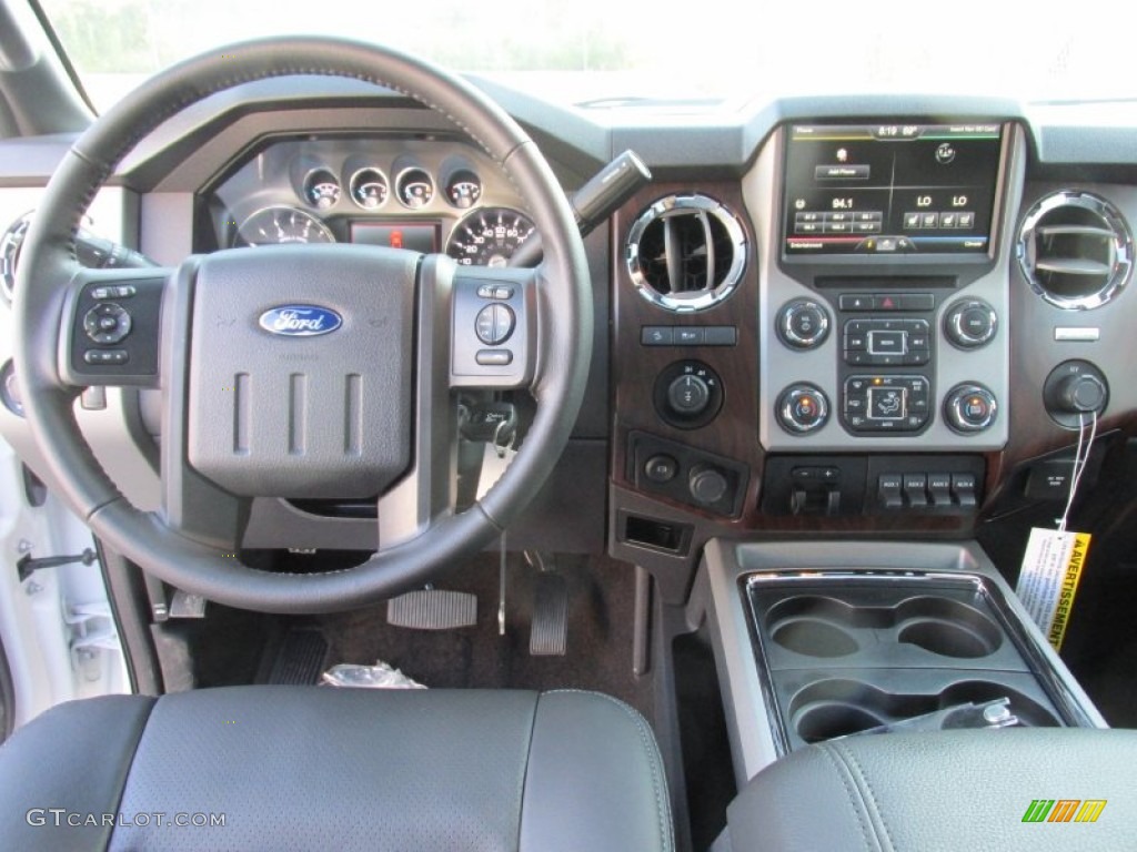 2016 Ford F250 Super Duty Lariat Crew Cab 4x4 Black Dashboard Photo #107576182