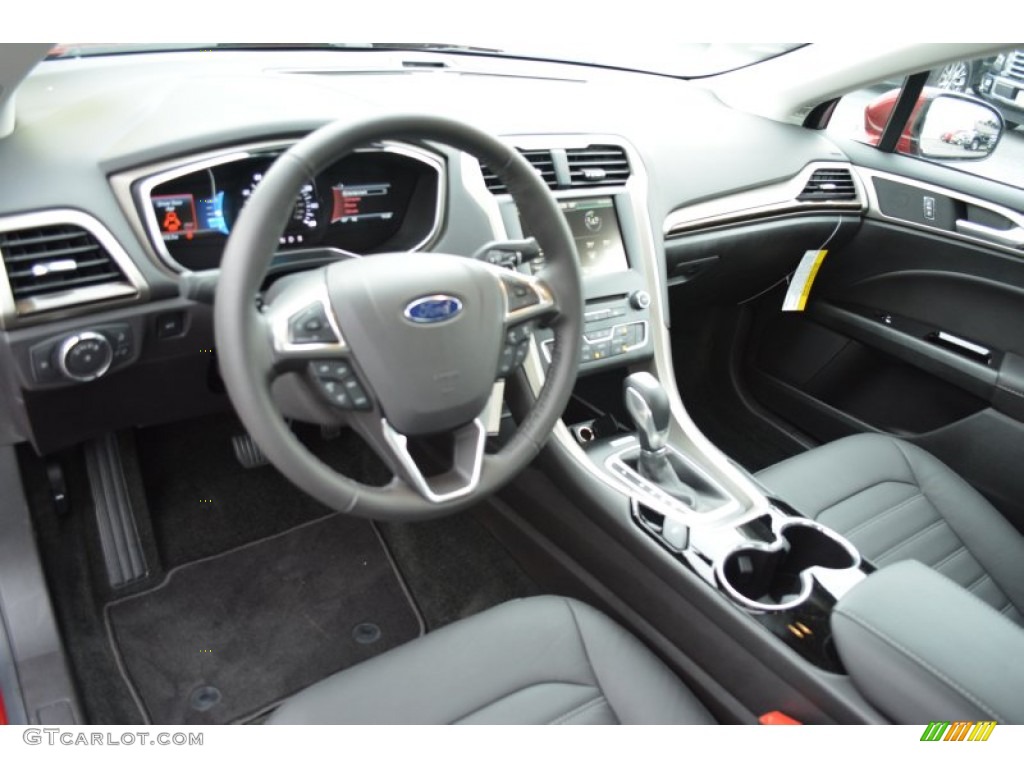 Charcoal Black Interior 2016 Ford Fusion SE Photo #107577196
