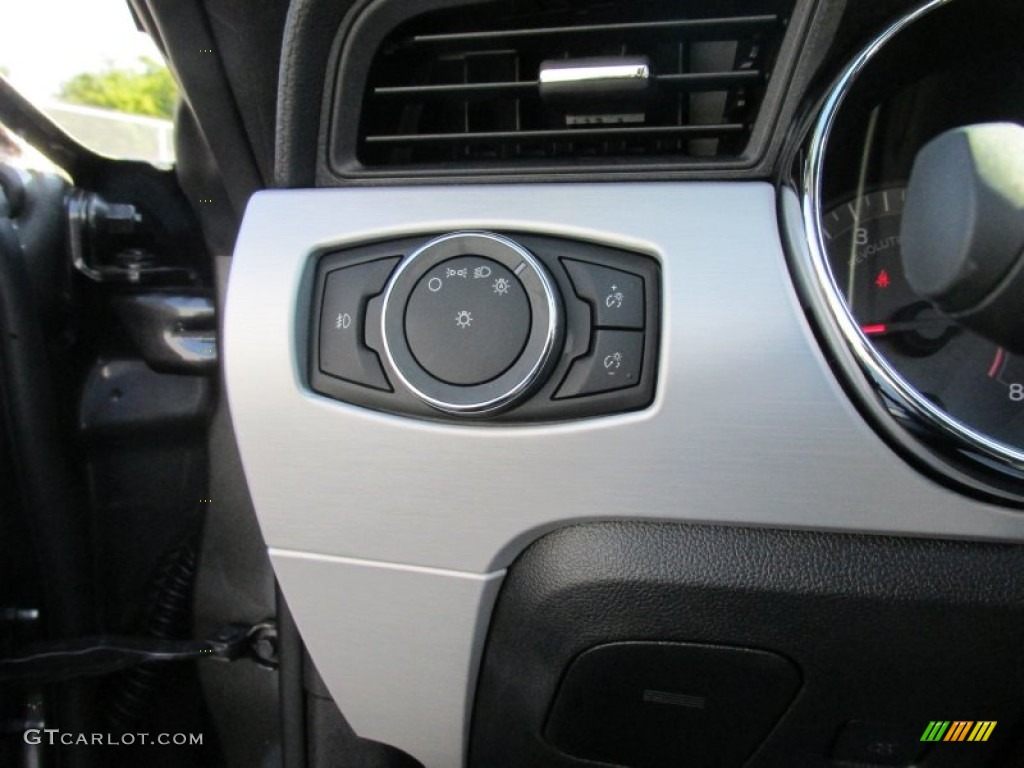 2016 Ford Mustang EcoBoost Premium Convertible Controls Photo #107577781