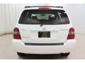 Super White - Highlander V6 4WD Photo No. 15