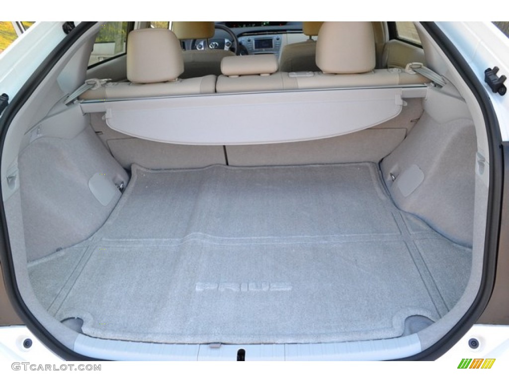 2015 Prius Four Hybrid - Blizzard Pearl / Bisque photo #8