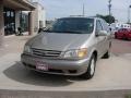 2002 Desert Sand Mica Toyota Sienna LE  photo #21