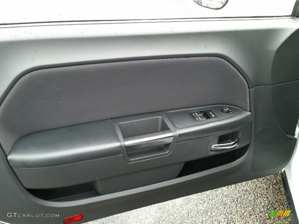 2014 Challenger SRT8 Core - Bright White / Dark Slate Gray photo #13