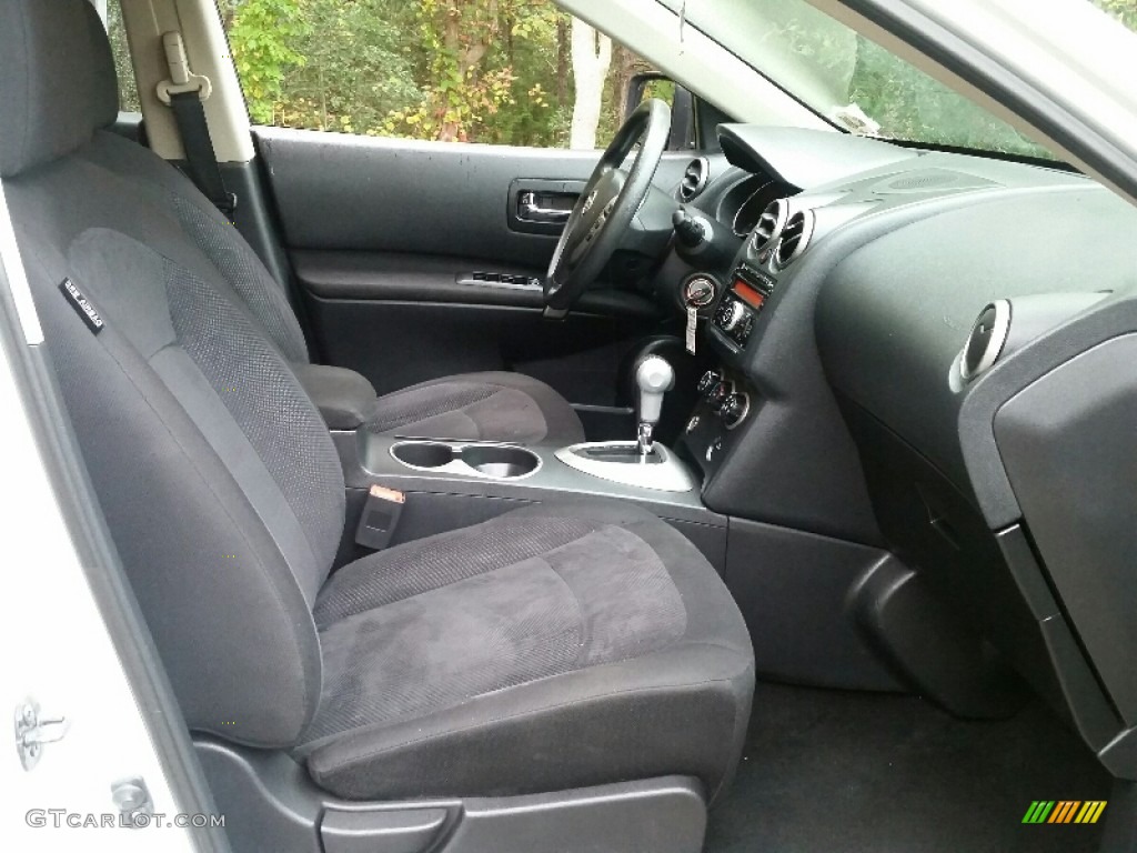 2011 Rogue S AWD - Pearl White / Black photo #10