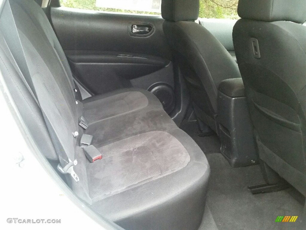 2011 Rogue S AWD - Pearl White / Black photo #12