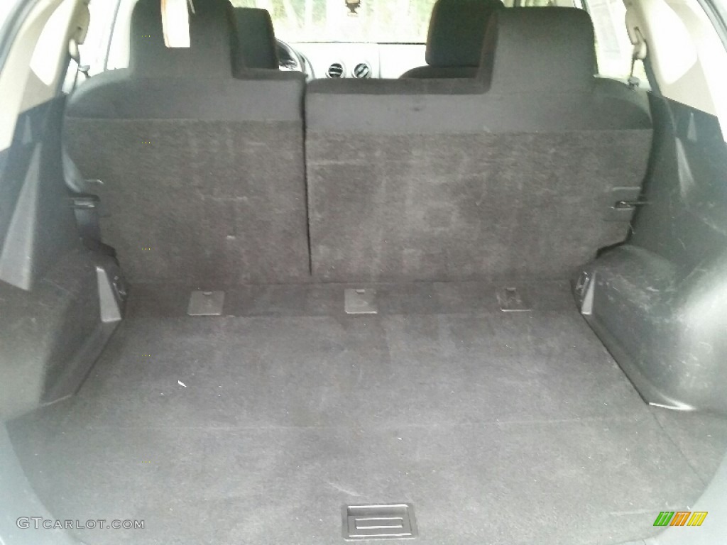 2011 Rogue S AWD - Pearl White / Black photo #21