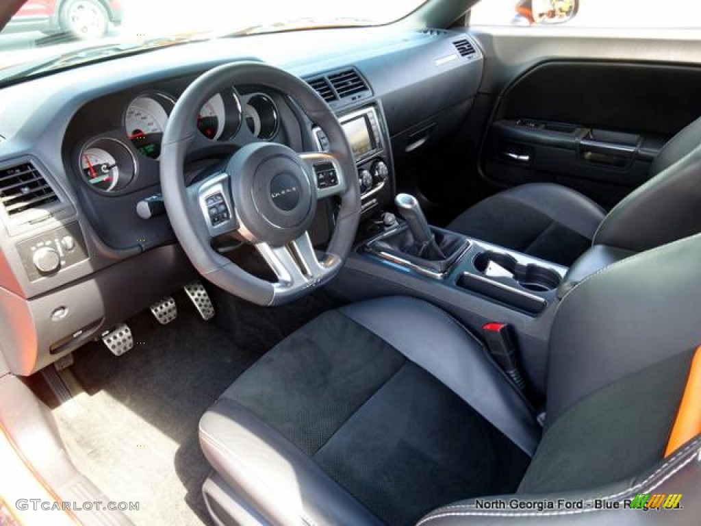 2014 Challenger SRT8 392 - Header Orange / Dark Slate Gray photo #32