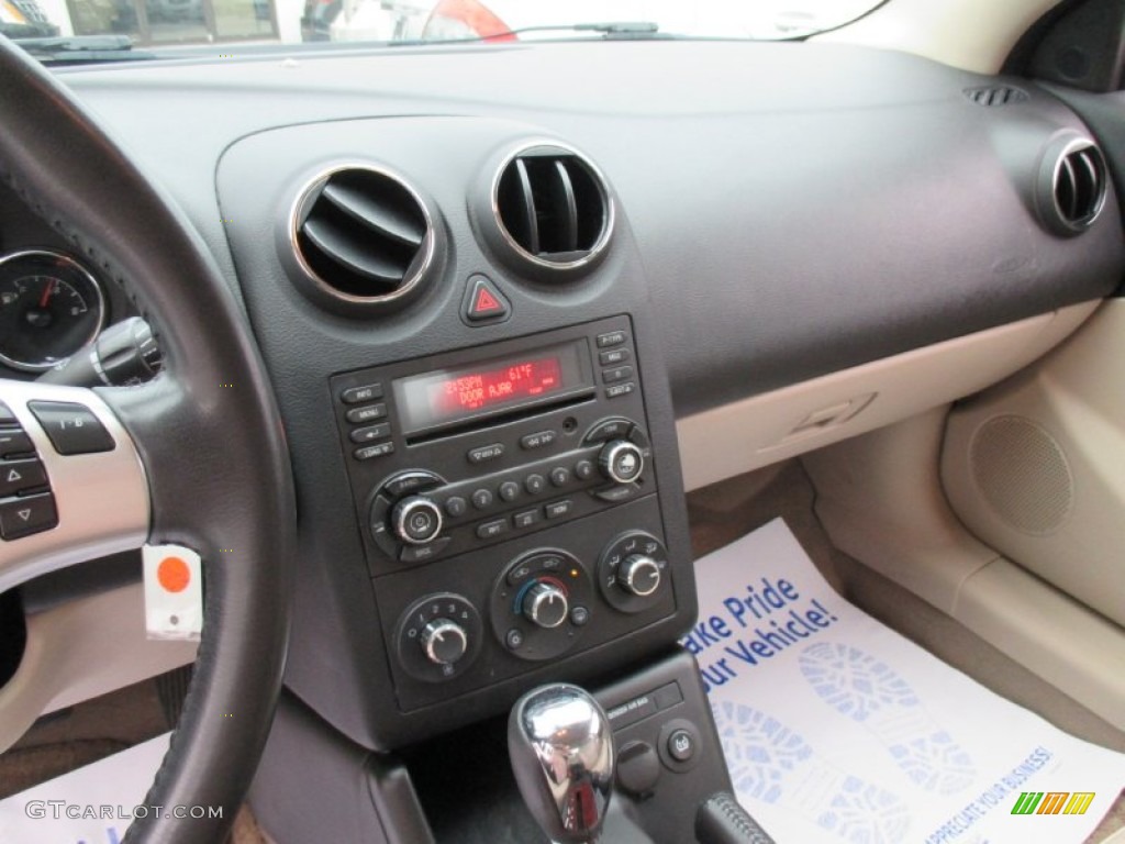 2009 G6 V6 Sedan - Summit White / Light Taupe photo #15
