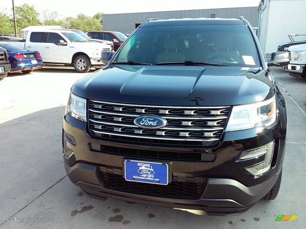 2016 Explorer FWD - Shadow Black / Medium Light Camel photo #7