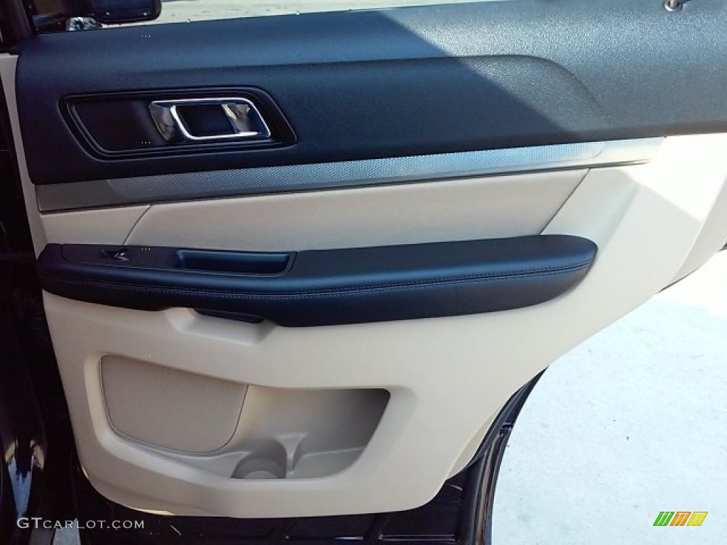 2016 Explorer FWD - Shadow Black / Medium Light Camel photo #21