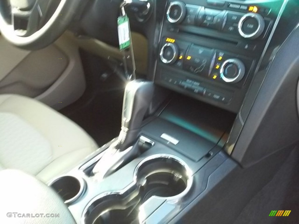 2016 Explorer FWD - Shadow Black / Medium Light Camel photo #25