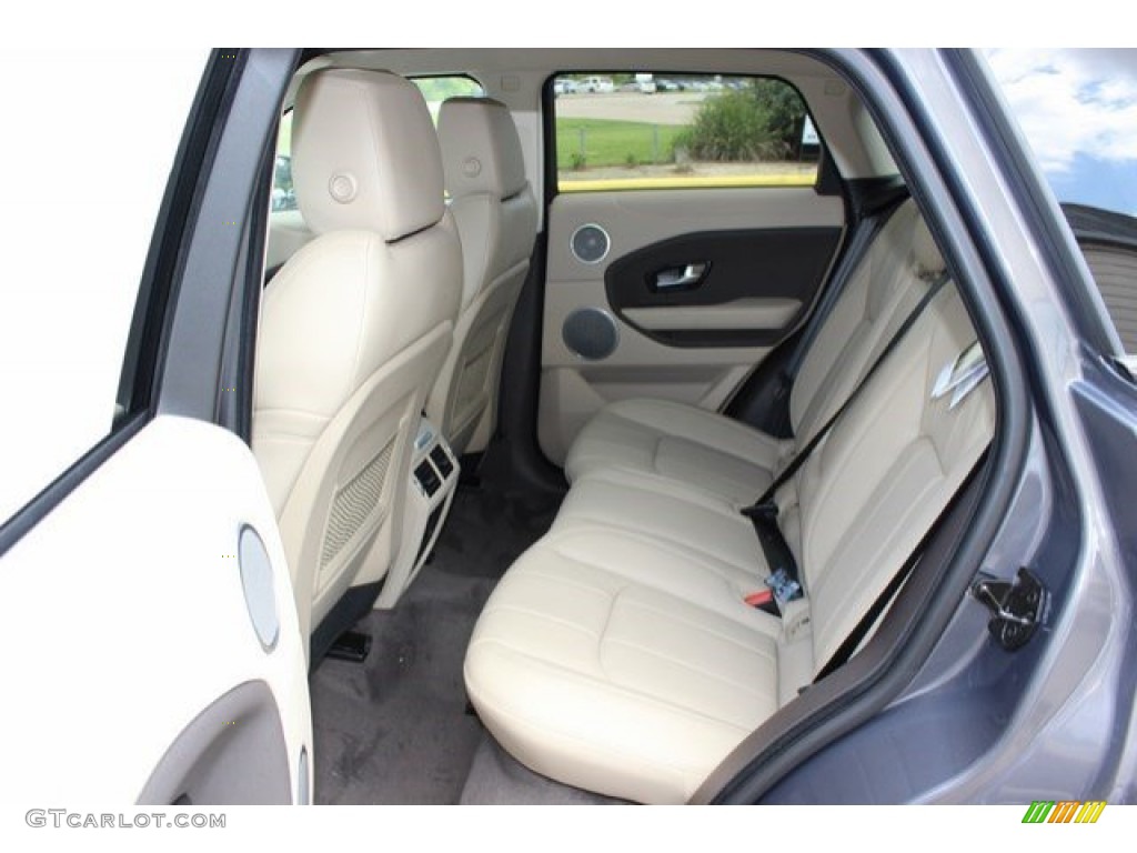 2016 Land Rover Range Rover Evoque SE Rear Seat Photo #107607742