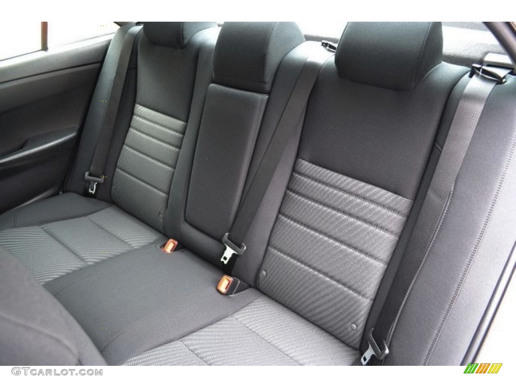 2016 Camry LE - Super White / Black photo #7
