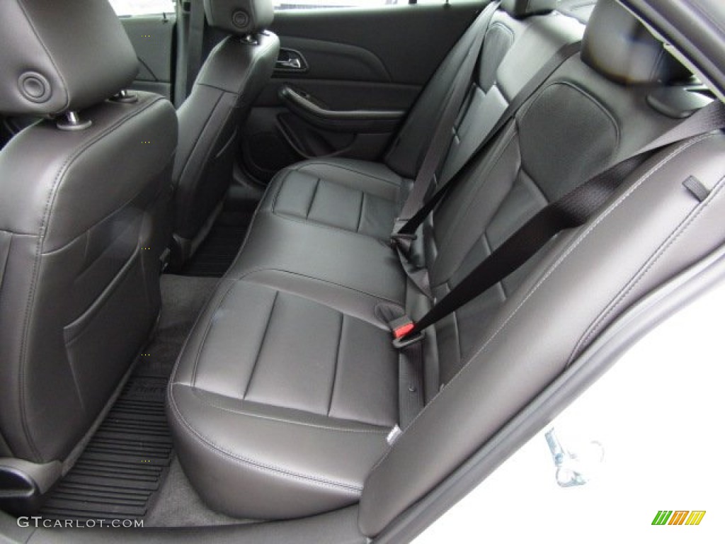 2016 Chevrolet Malibu Limited LTZ Rear Seat Photo #107616250
