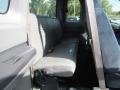 Oxford White - F250 Super Duty XL SuperCab 4x4 Chassis Photo No. 19