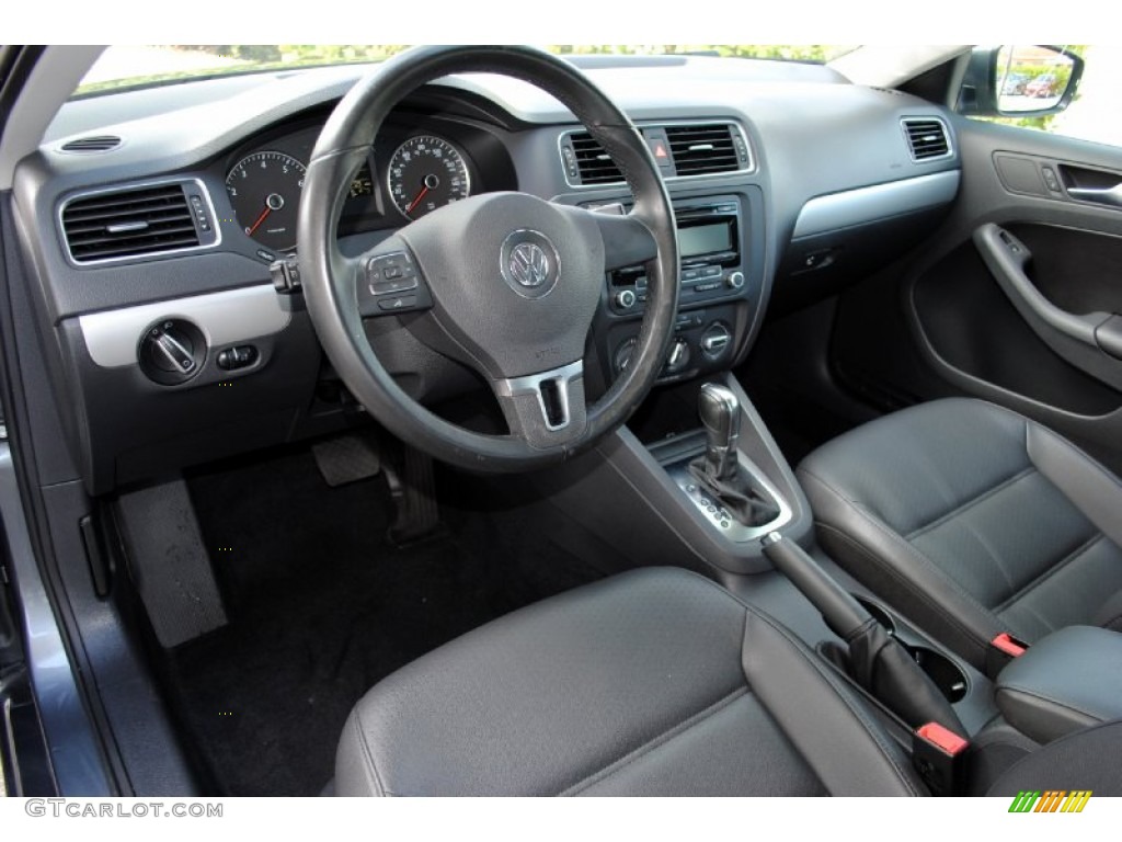 2013 Jetta SE Sedan - Platinum Gray Metallic / Titan Black photo #14