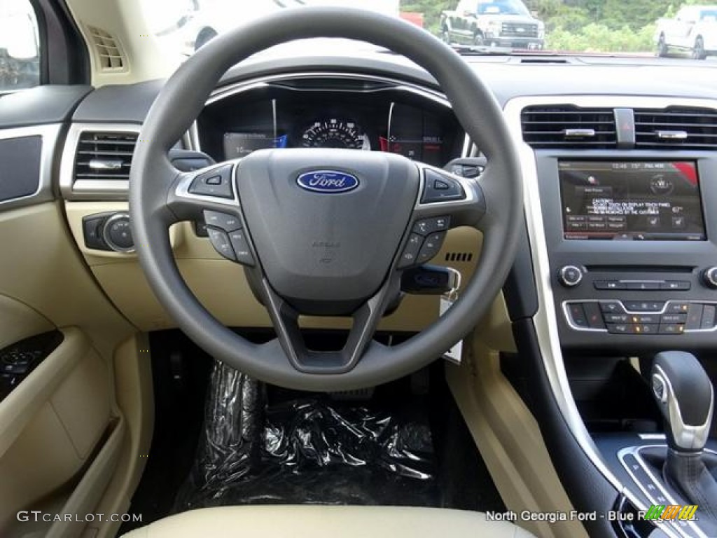 2016 Fusion SE - Ruby Red Metallic / Dune photo #16