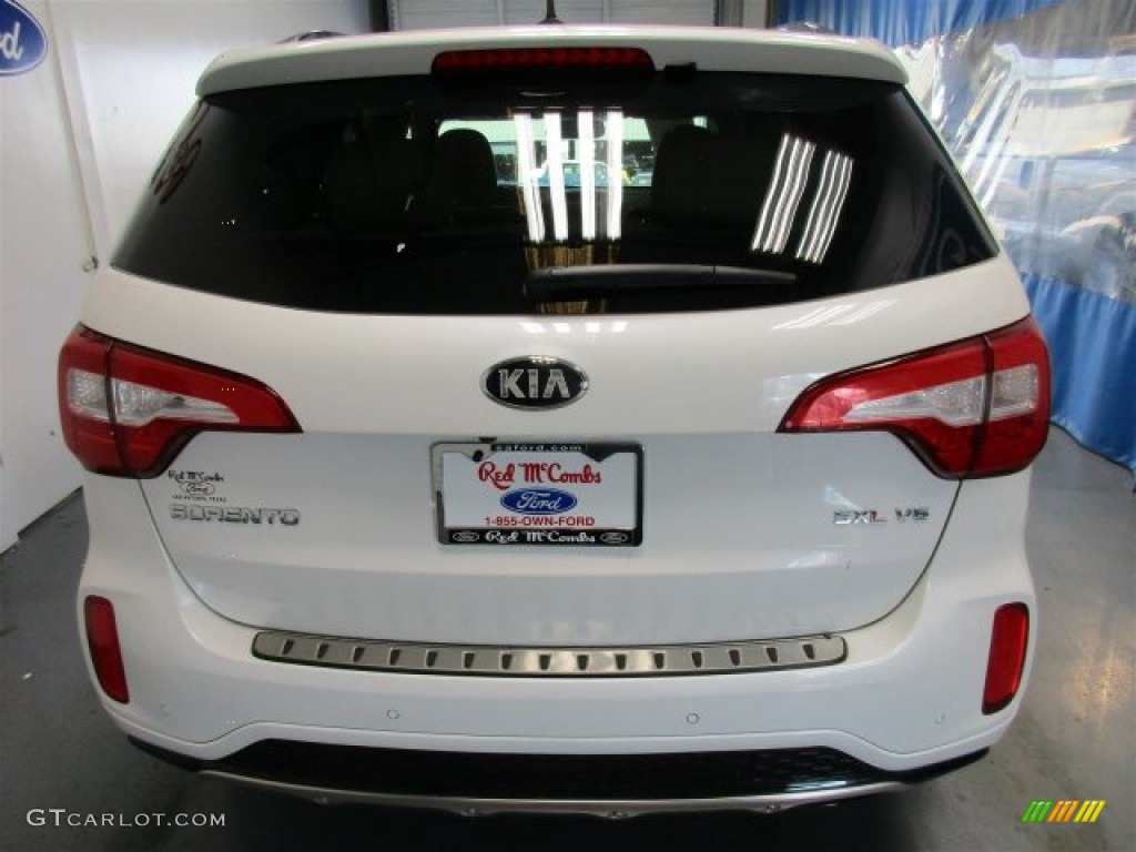 2015 Sorento Limited - Snow White Pearl / Gray photo #5