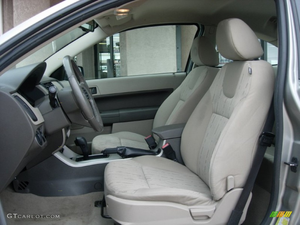 2008 Focus SE Coupe - Silver Frost Metallic / Medium Stone photo #10