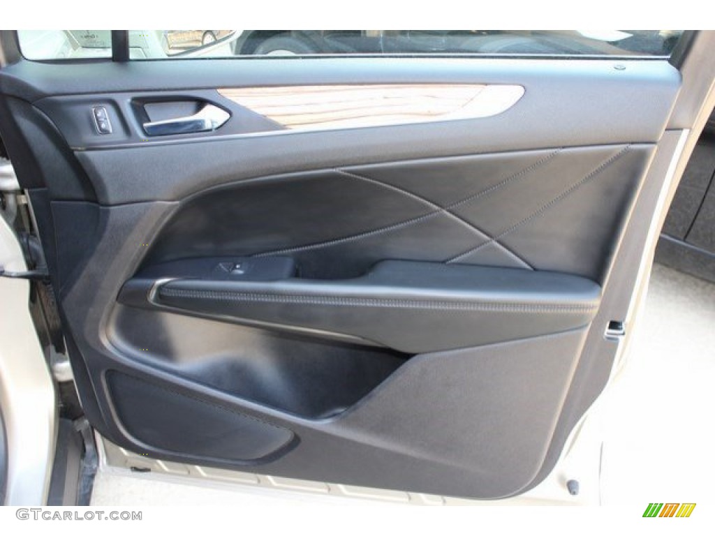 2015 Lincoln MKC FWD Door Panel Photos