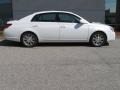 Blizzard White Pearl - Avalon Limited Photo No. 2