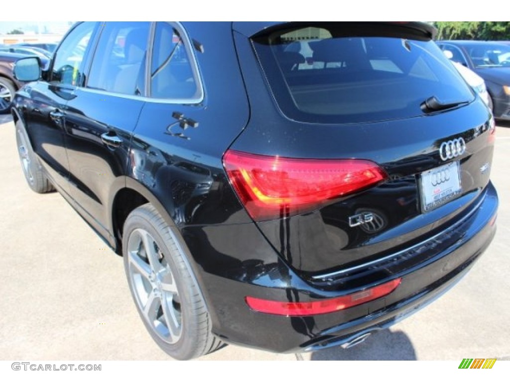 2016 Q5 3.0 TFSI Premium Plus quattro - Mythos Black Metallic / Pistachio Beige photo #6