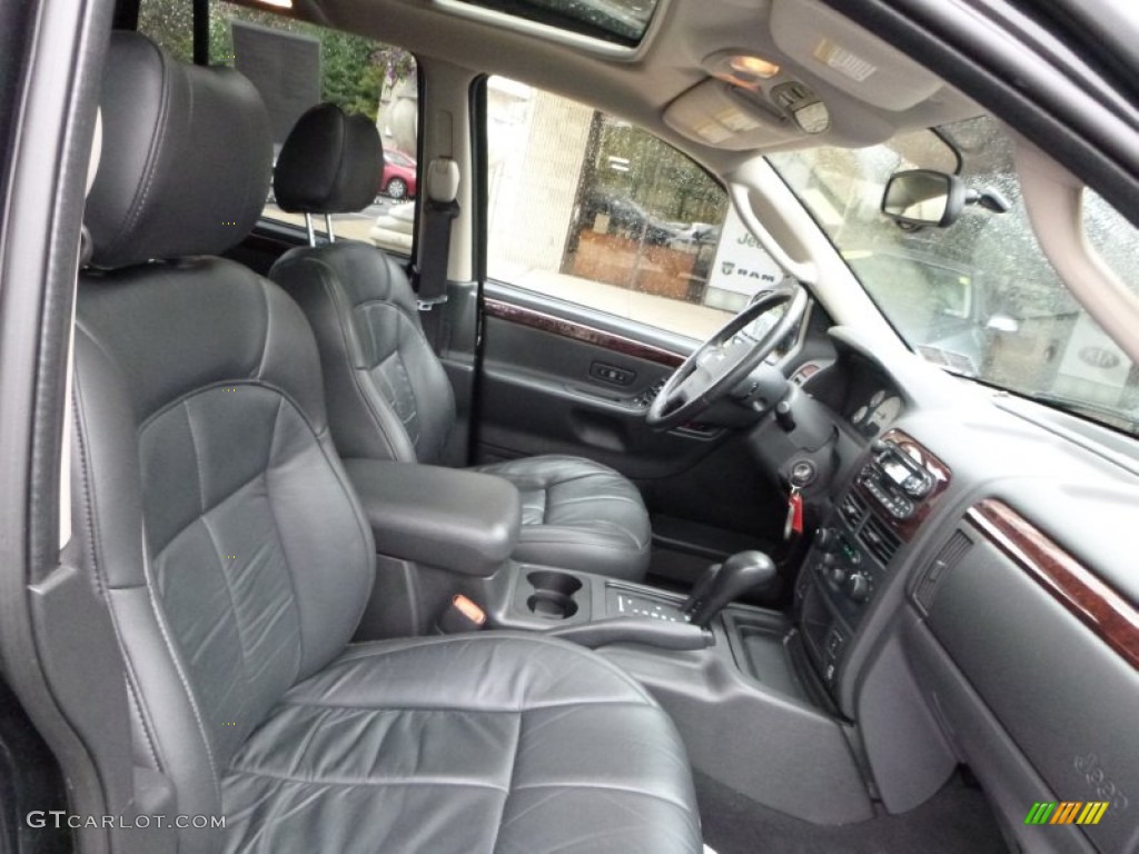 2004 Grand Cherokee Limited 4x4 - Brillant Black Crystal Pearl / Dark Slate Gray photo #3