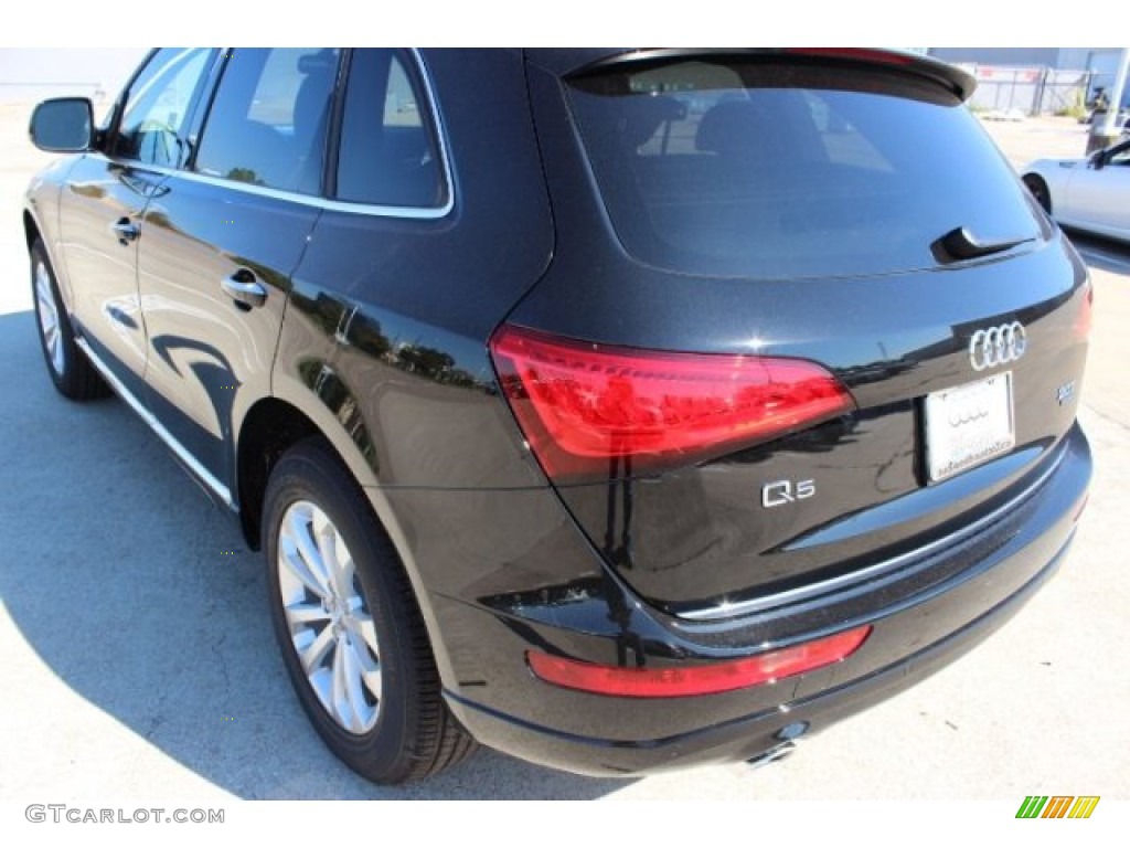2016 Q5 2.0 TFSI Premium Plus quattro - Mythos Black Metallic / Chestnut Brown photo #6