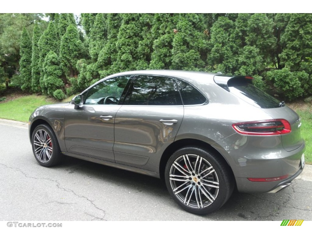 2016 Macan Turbo - Agate Grey Metallic / Black/Garnet Red photo #4