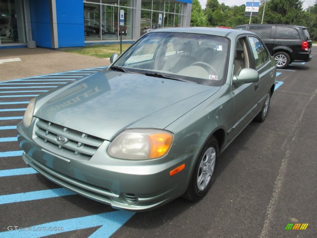 2004 Accent GL Sedan - Quartz Green / Gray photo #14