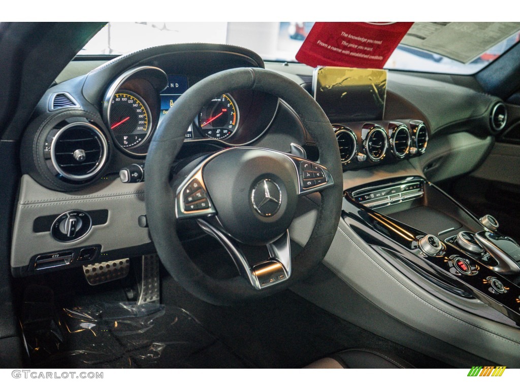 Silver Pearl/Black Interior 2016 Mercedes-Benz AMG GT S Coupe Photo #107646851