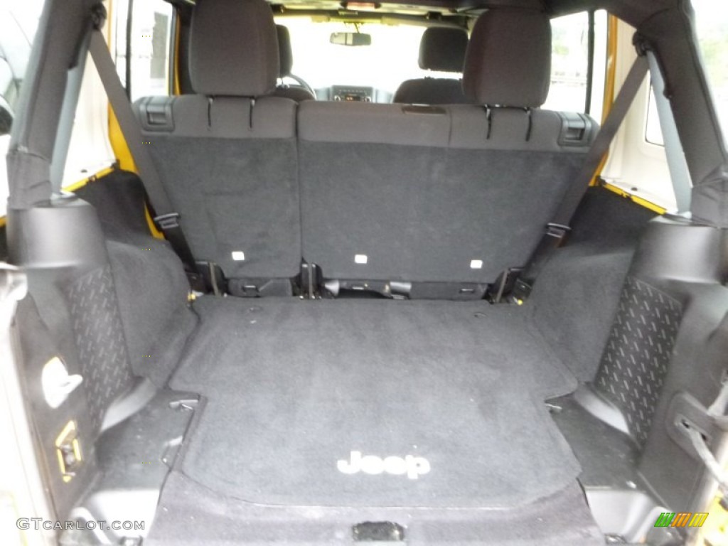 2015 Wrangler Unlimited Sport 4x4 - Baja Yellow / Black photo #12