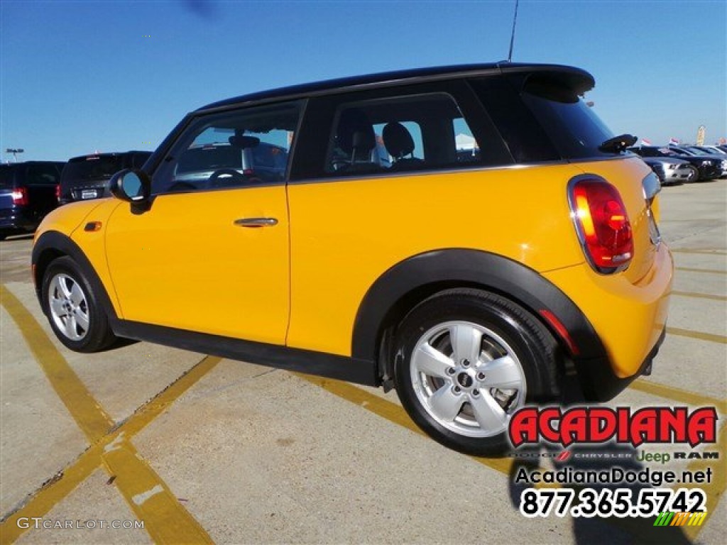 2014 Cooper Hardtop - Volcanic Orange / Carbon Black photo #4