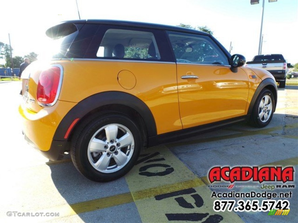 2014 Cooper Hardtop - Volcanic Orange / Carbon Black photo #8