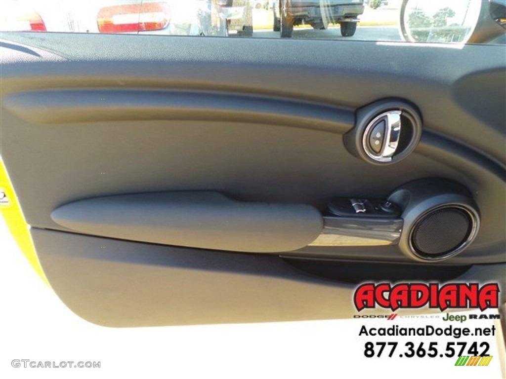 2014 Cooper Hardtop - Volcanic Orange / Carbon Black photo #17